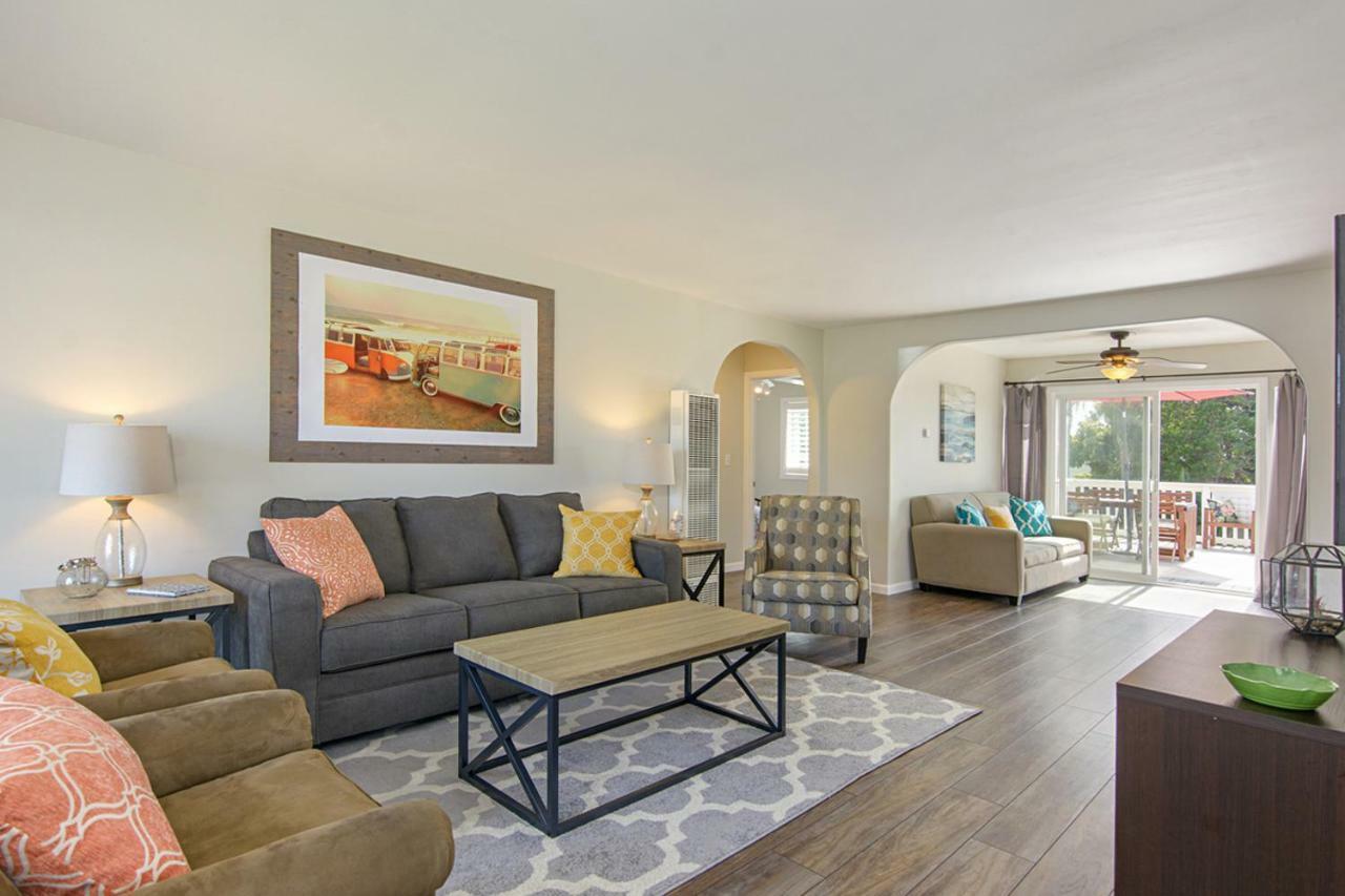 Ultimate Beach Bungalow - 1 Block From Beach - Huge Backyard Carlsbad Extérieur photo